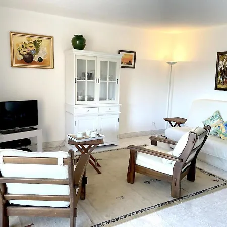 De 2 Chambres Avec Terrasse Amenagee Et Wifi A Raphael A 1 Km De La Plage * Saint-Raphael (Var)